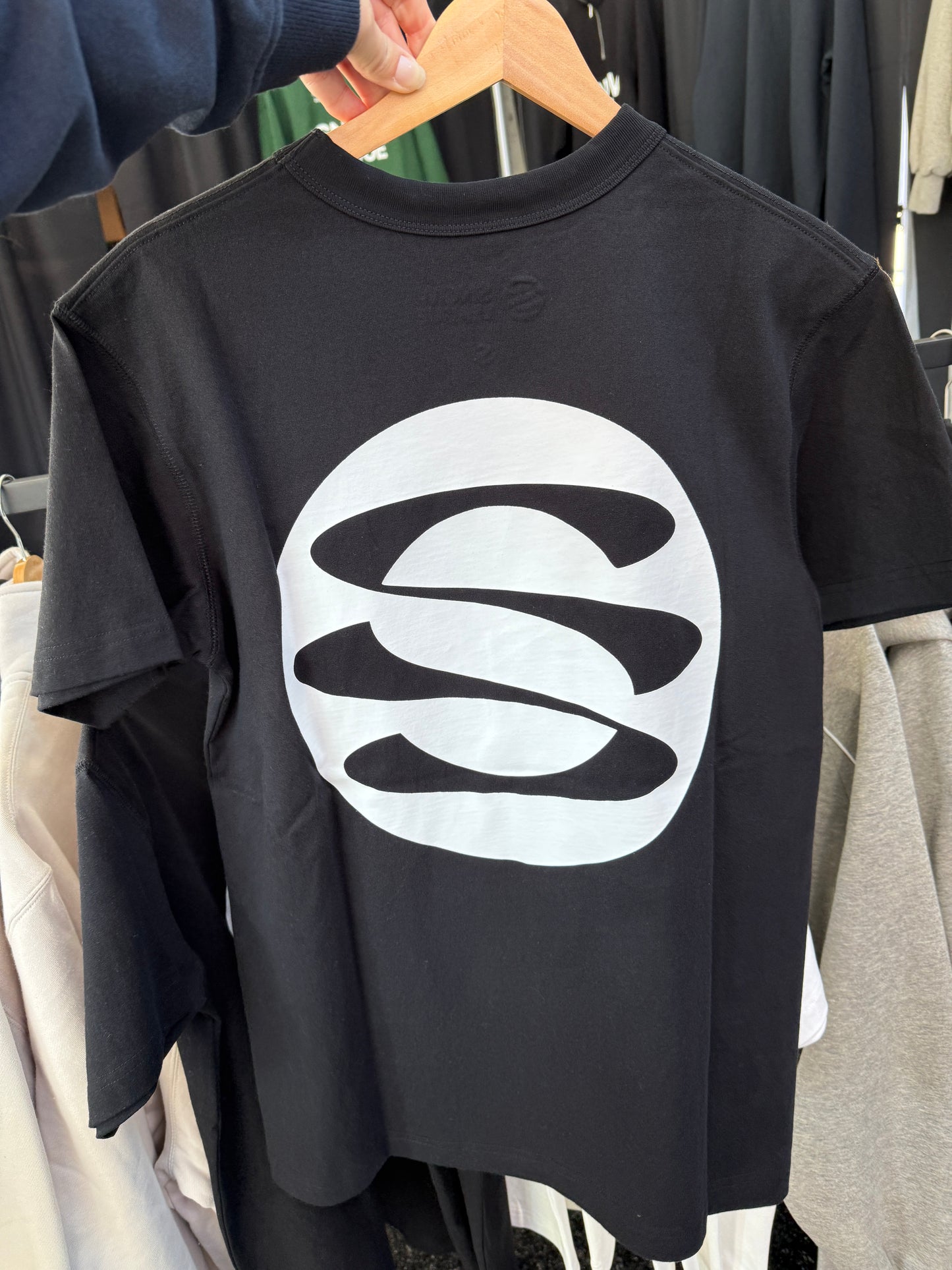 SNOW LEAGUE BASIC SHORT SLEEVE T-SHIRT