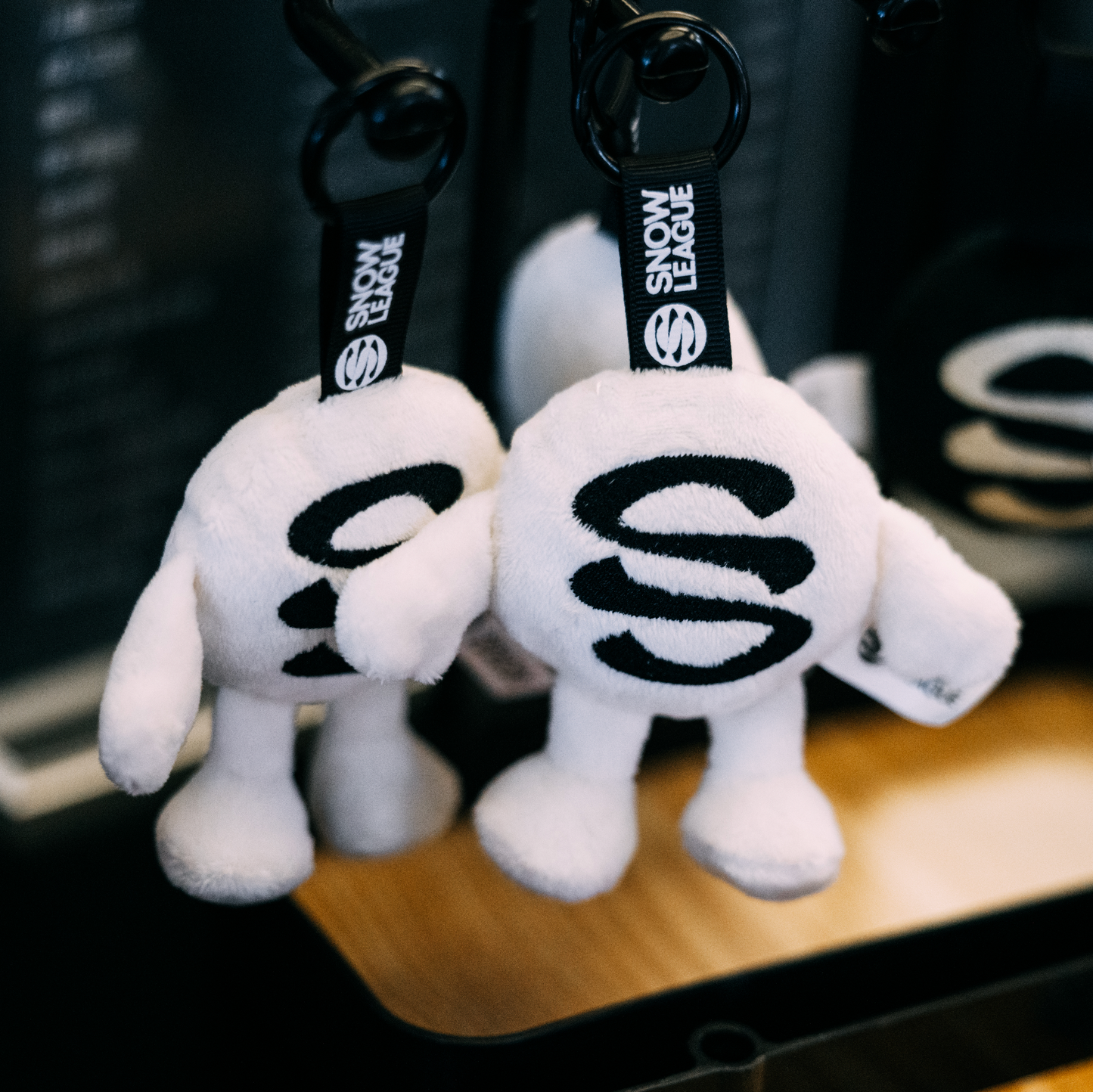 SNOW LEAGUE BUDDY SNOFUFU KEYCHAIN