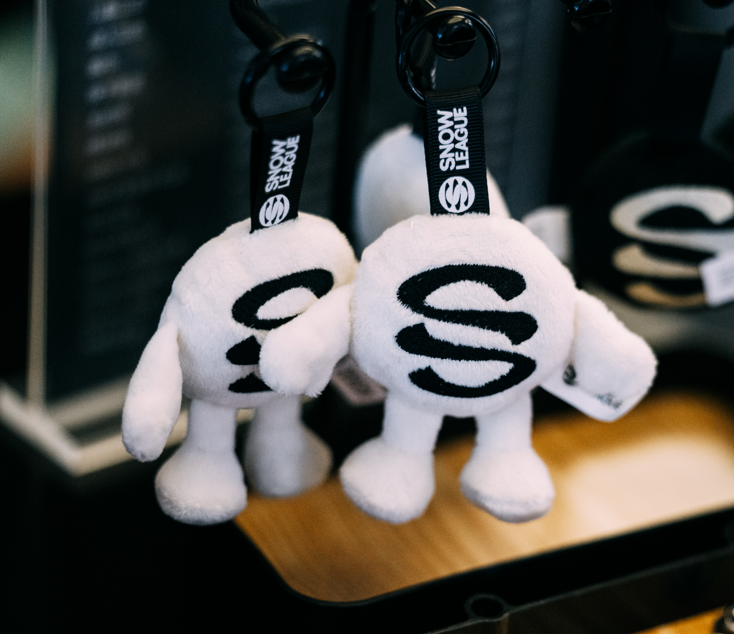 SNOW LEAGUE SNOW BUDDY KEYCHAIN